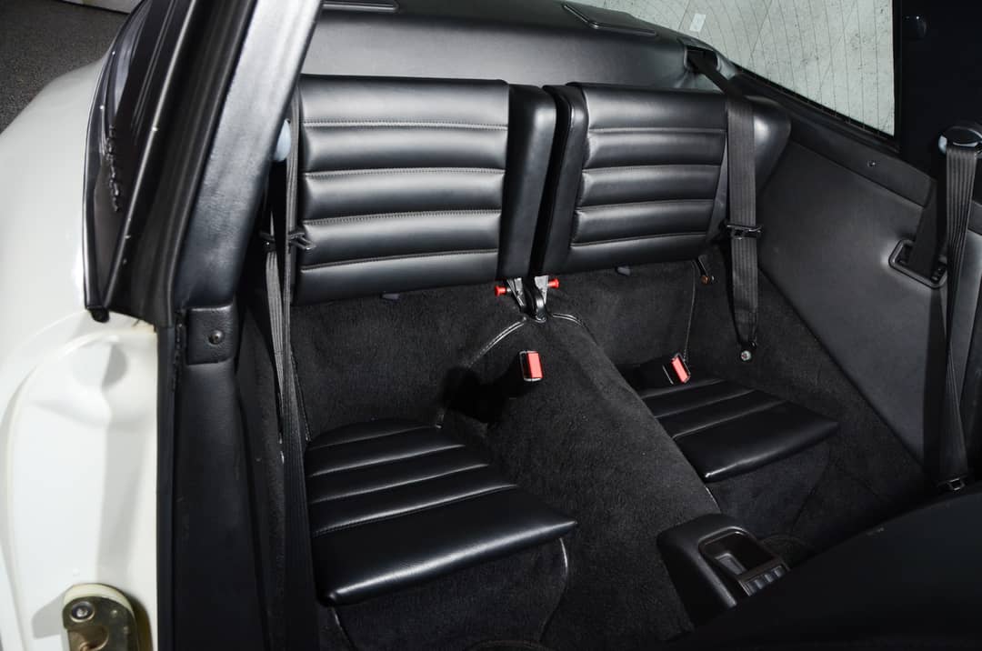 1990 Porsche 911 Carrera 2 Targa — photo 27