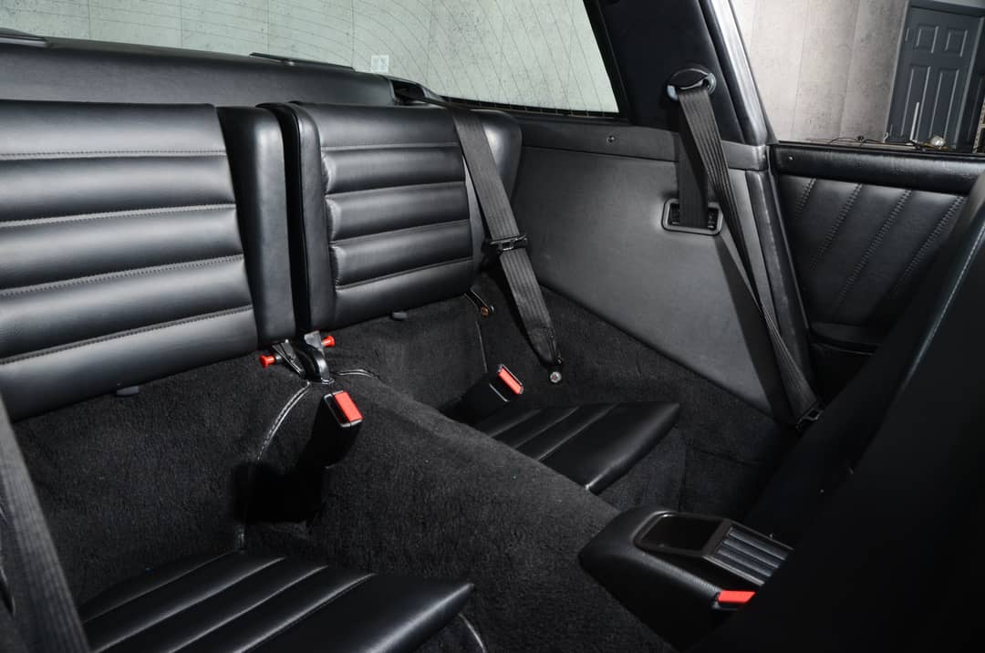 1990 Porsche 911 Carrera 2 Targa — photo 28
