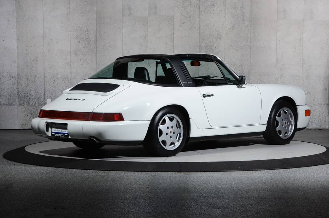 1990 Porsche 911 Carrera 2 Targa — photo 9