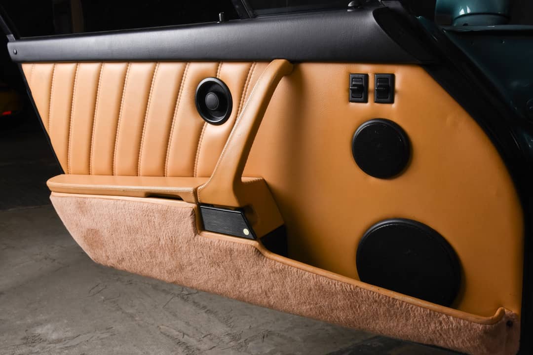 1991 Porsche 911 Turbo — photo 22