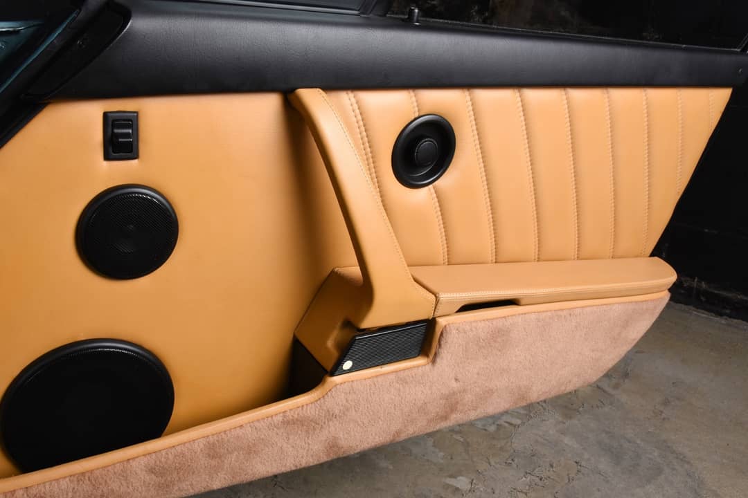 1991 Porsche 911 Turbo — photo 23