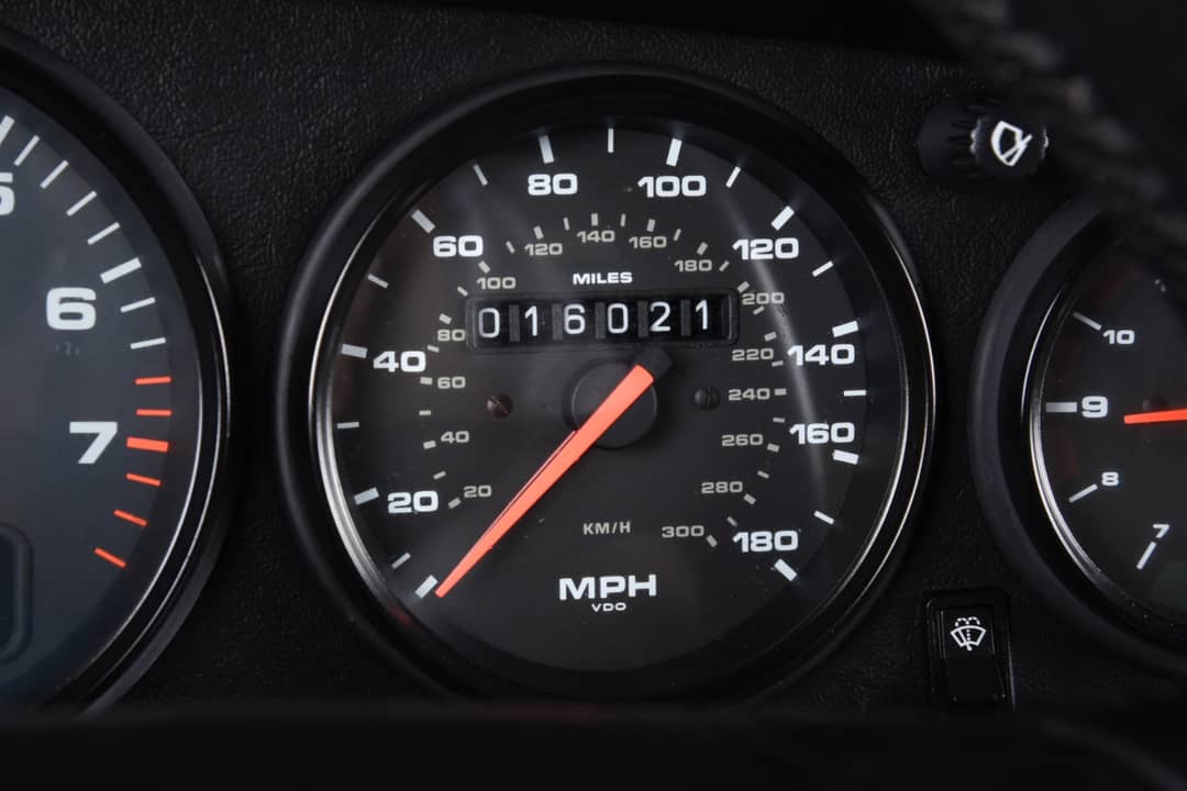 1991 Porsche 911 Turbo — photo 24