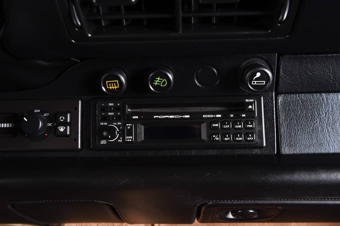 1991 Porsche 911 Turbo — photo 25