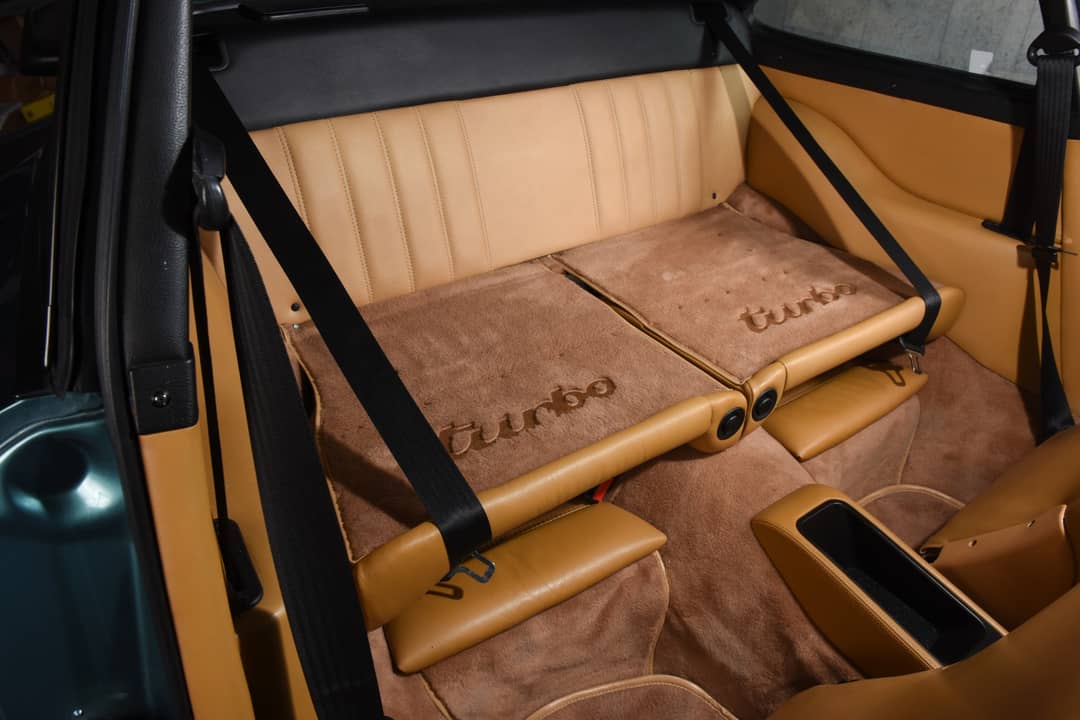 1991 Porsche 911 Turbo — photo 31
