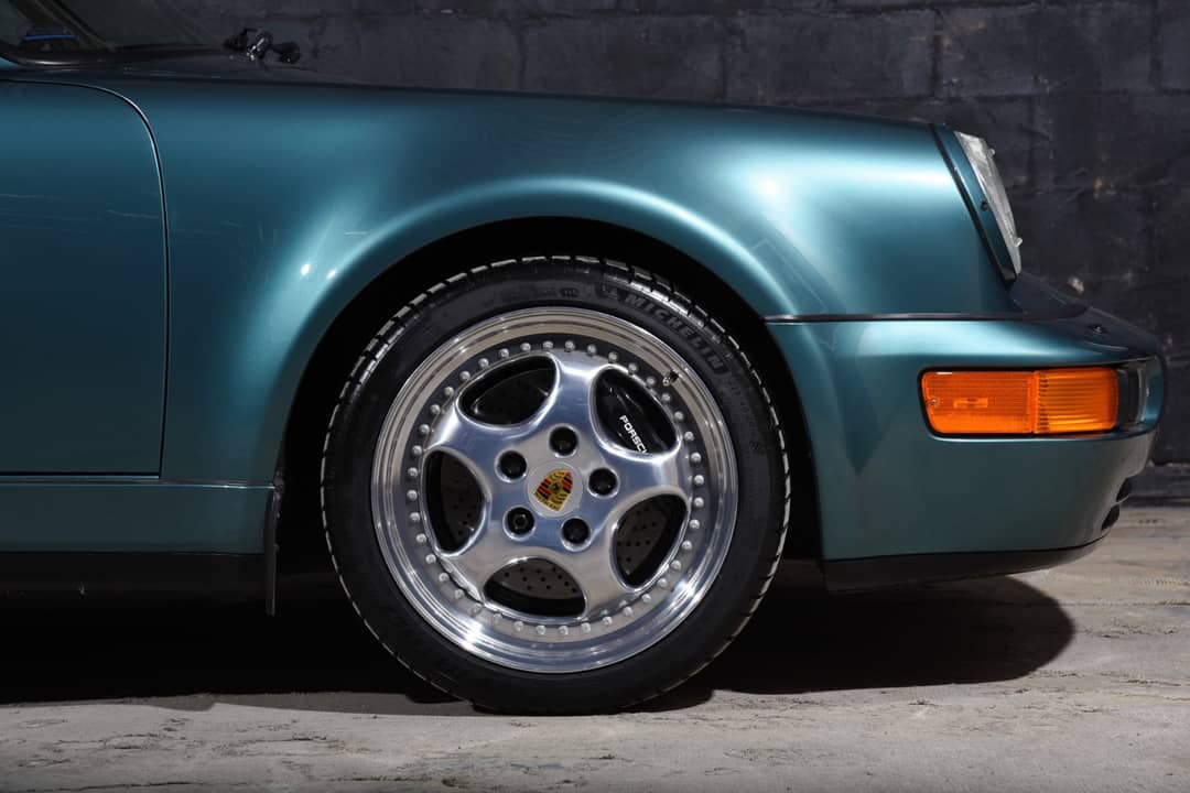 1991 Porsche 911 Turbo — photo 39