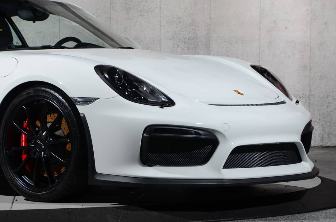 2016 Porsche Cayman GT4 — photo 4