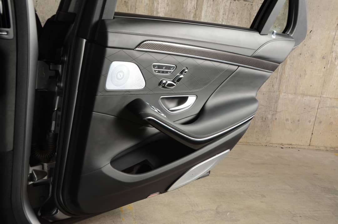 2017 Mercedes-Benz S-Class AMG S 63 — photo 38