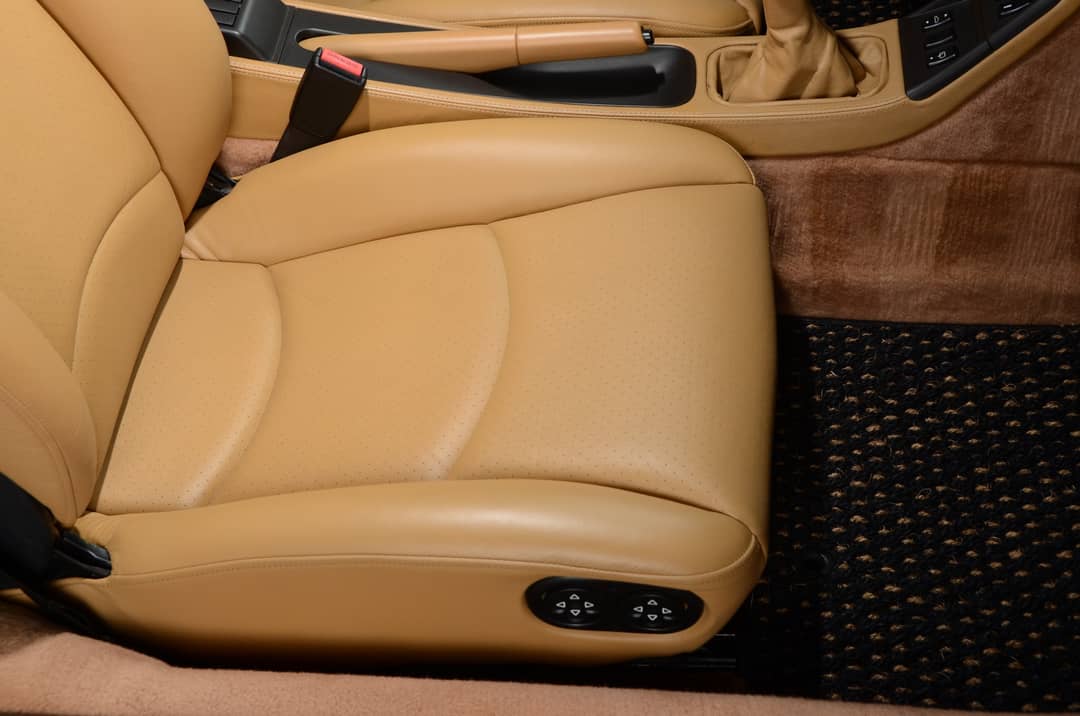 1996 Porsche 911 Turbo — photo 40