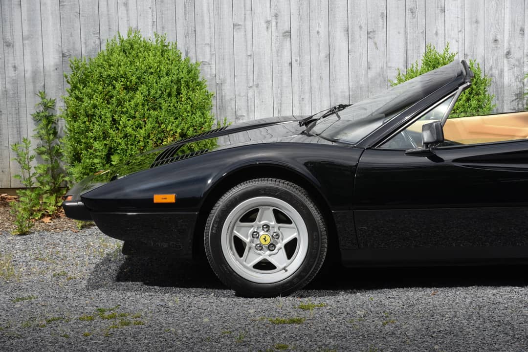 1984 Ferrari 308 — photo 4