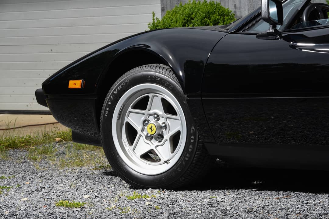 1984 Ferrari 308 — photo 8