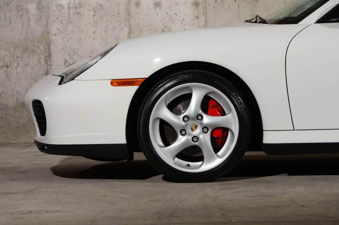 2004 Porsche 911 Carrera 4S — photo 23