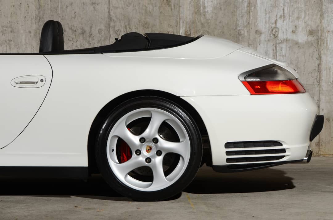 2004 Porsche 911 Carrera 4S — photo 26