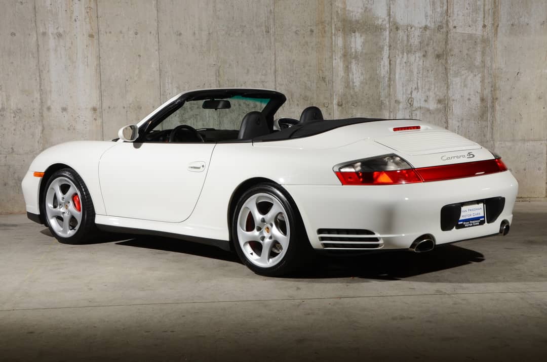 2004 Porsche 911 Carrera 4S — photo 27