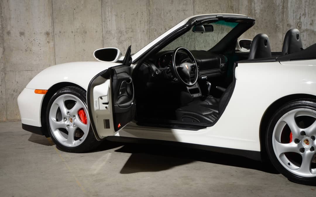 2004 Porsche 911 Carrera 4S — photo 28