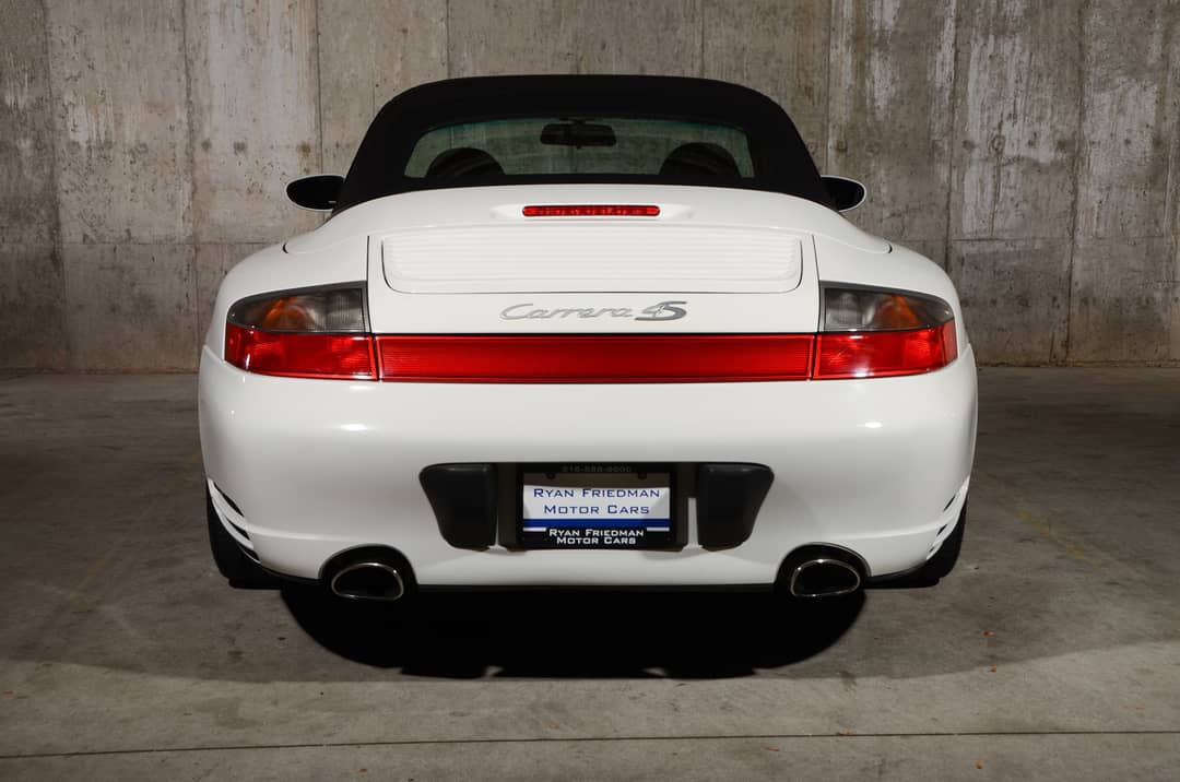 2004 Porsche 911 Carrera 4S — photo 32