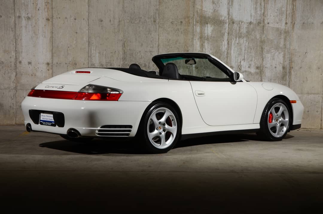 2004 Porsche 911 Carrera 4S — photo 34