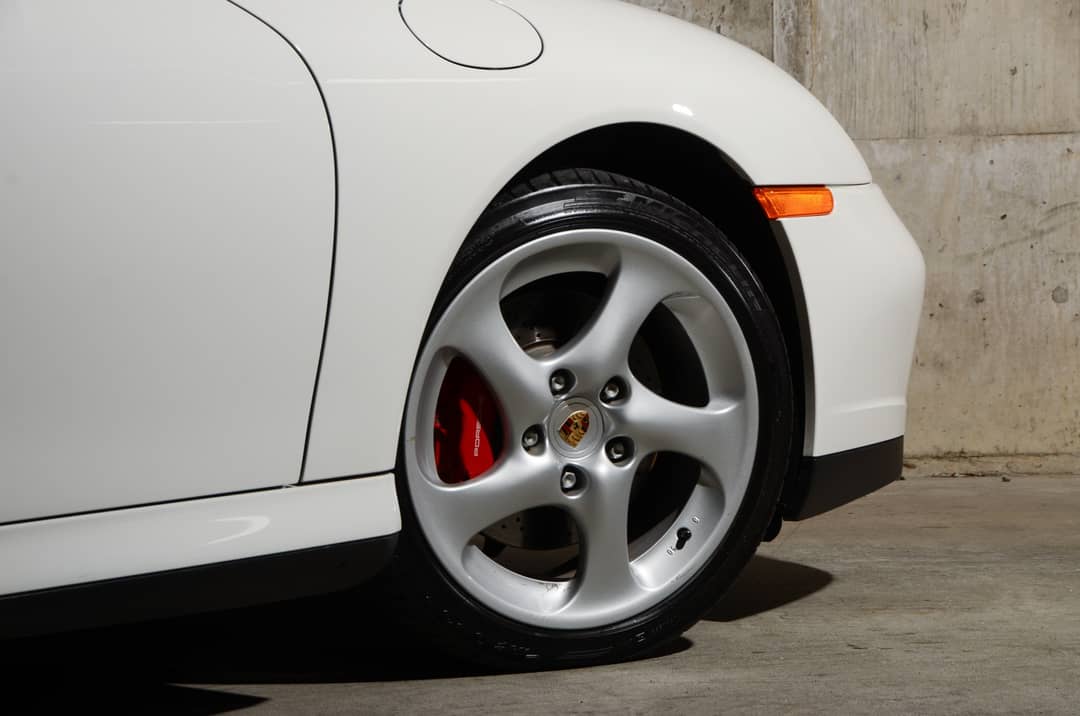 2004 Porsche 911 Carrera 4S — photo 37