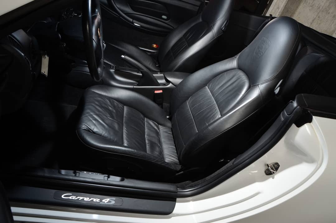 2004 Porsche 911 Carrera 4S — photo 40