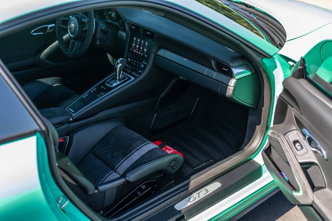 2018 Porsche 911 GT3 — photo 27