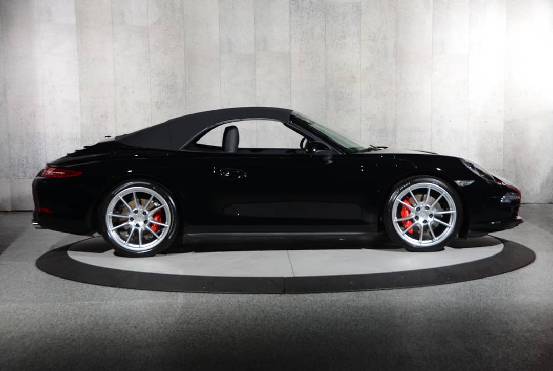 2013 Porsche 911 Carrera 4S — photo 2
