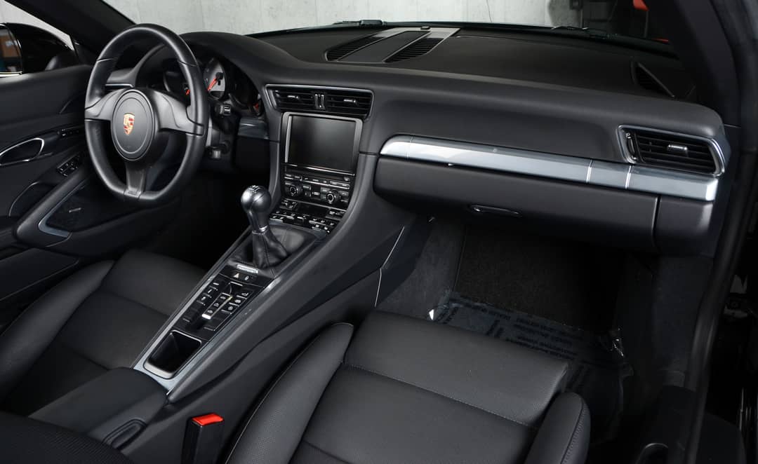2013 Porsche 911 Carrera 4S — photo 19