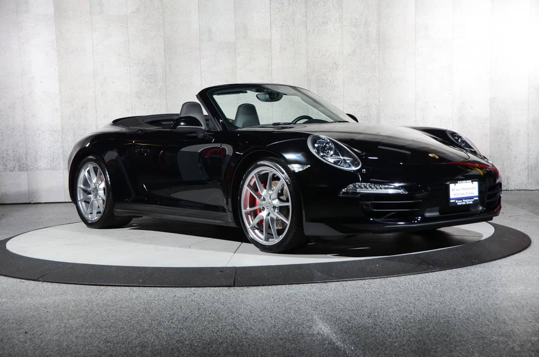 2013 Porsche 911 Carrera 4S — photo 3