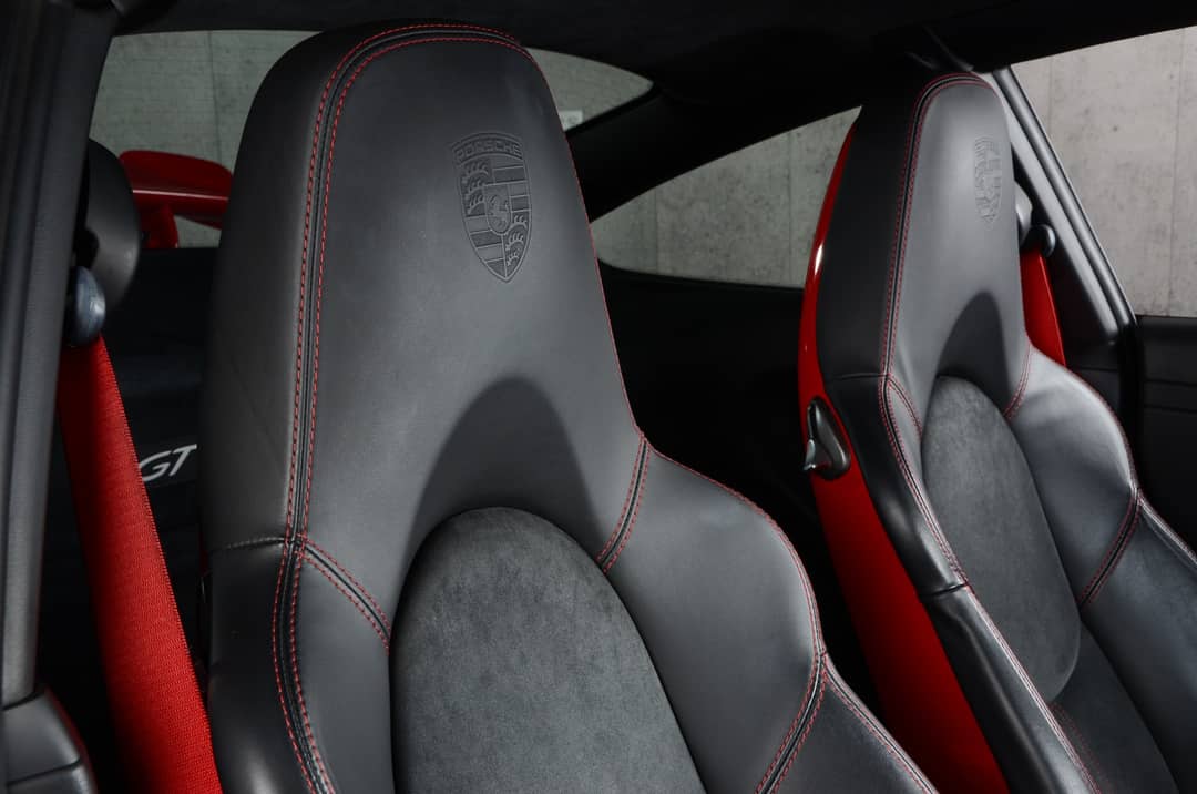 2010 Porsche 911 GT3 — photo 39