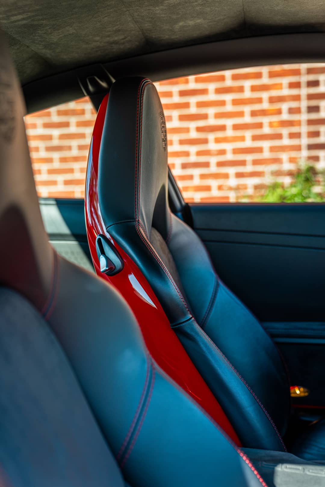 2010 Porsche 911 GT3 — photo 10