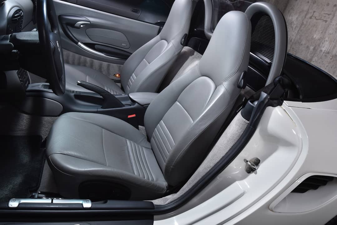 2000 Porsche Boxster — photo 31