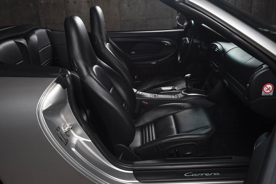 2004 Porsche 911 Carrera — photo 29