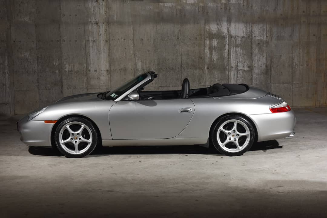 2004 Porsche 911 Carrera — photo 9