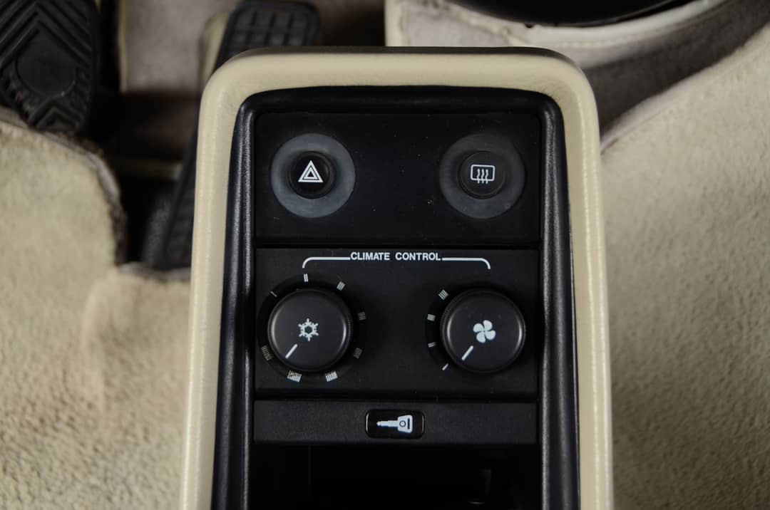 1987 Porsche 911 Carrera — photo 27