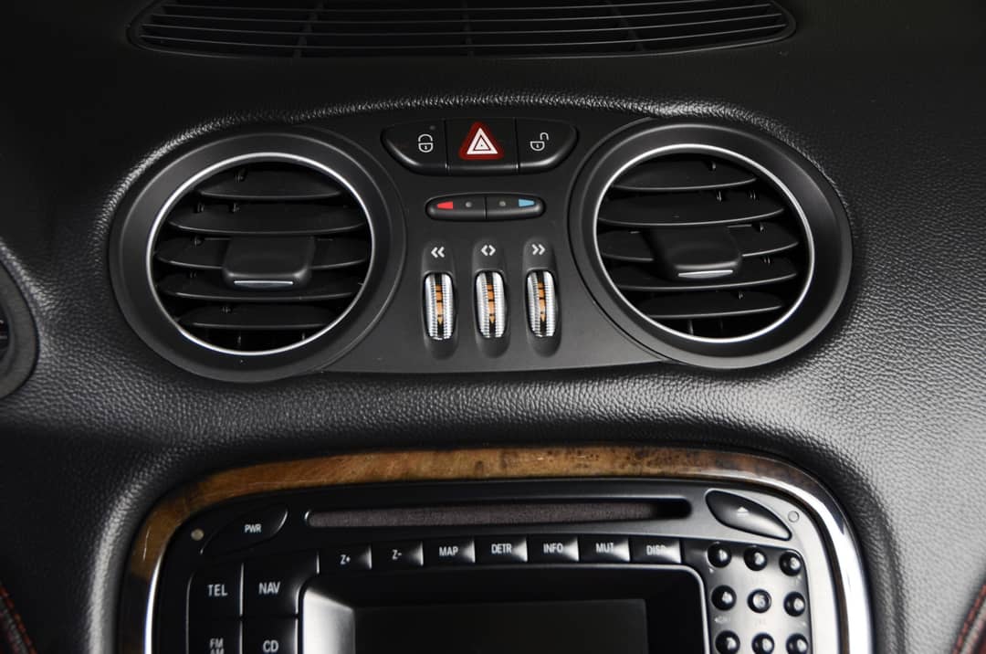 2003 Mercedes-Benz SL-Class SL 55 AMG — photo 31