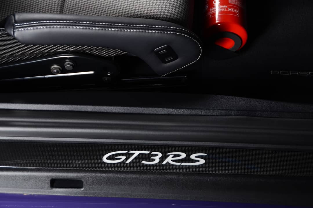 2016 Porsche 911 GT3 RS — photo 29