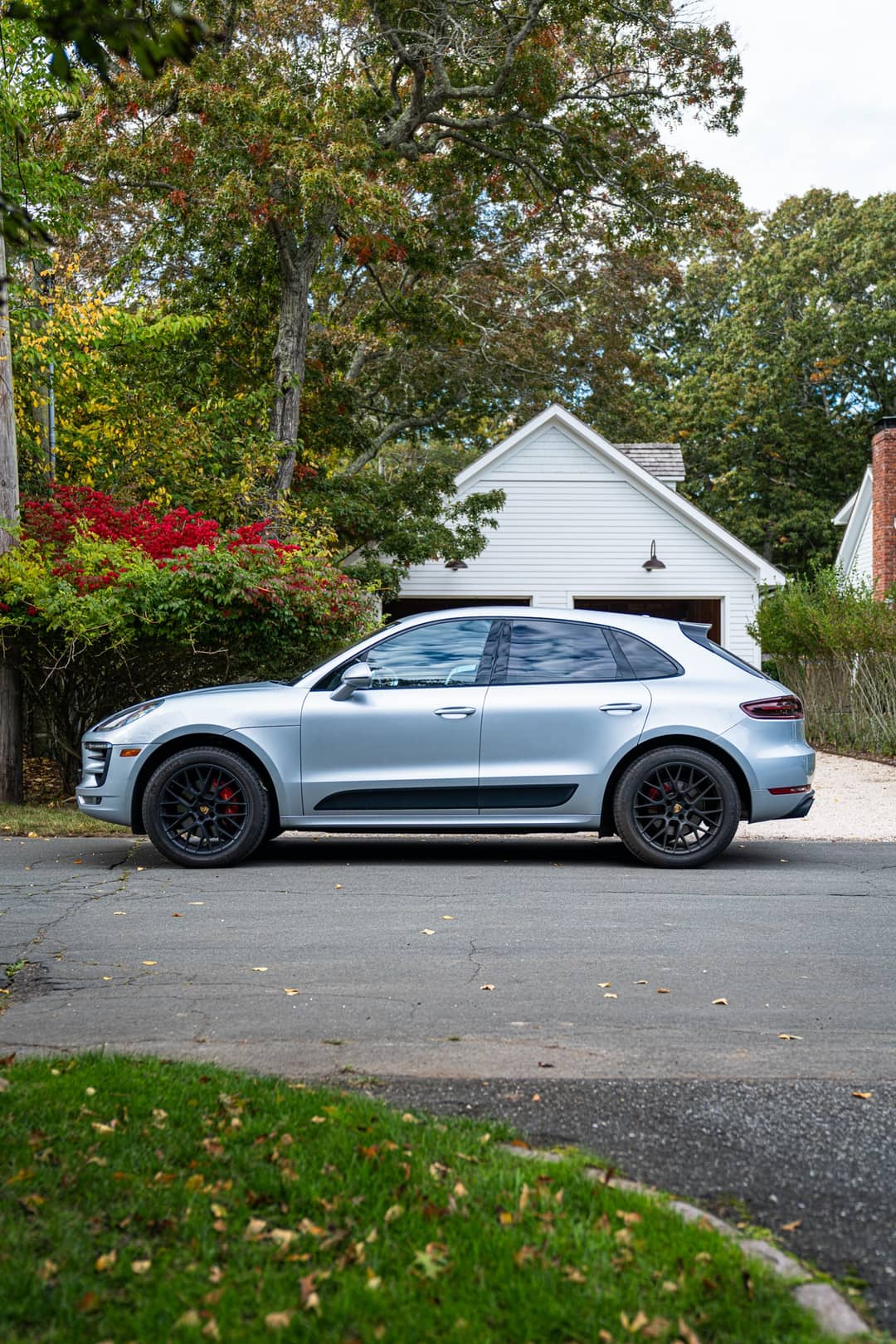 2017 Porsche Macan GTS — photo 2