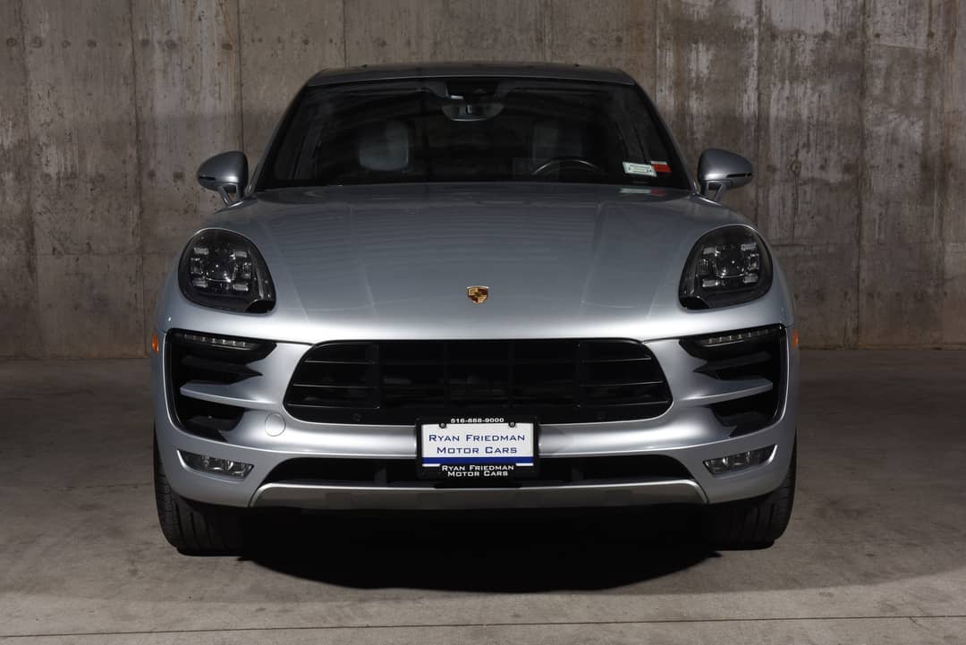 2017 Porsche Macan GTS — photo 17