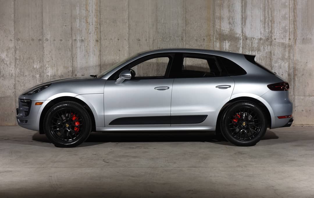 2017 Porsche Macan GTS — photo 21