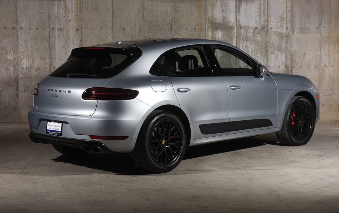 2017 Porsche Macan GTS — photo 27