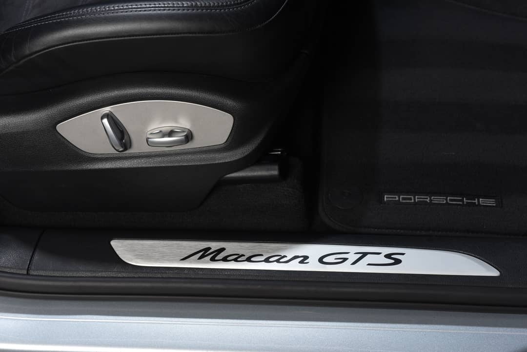 2017 Porsche Macan GTS — photo 42