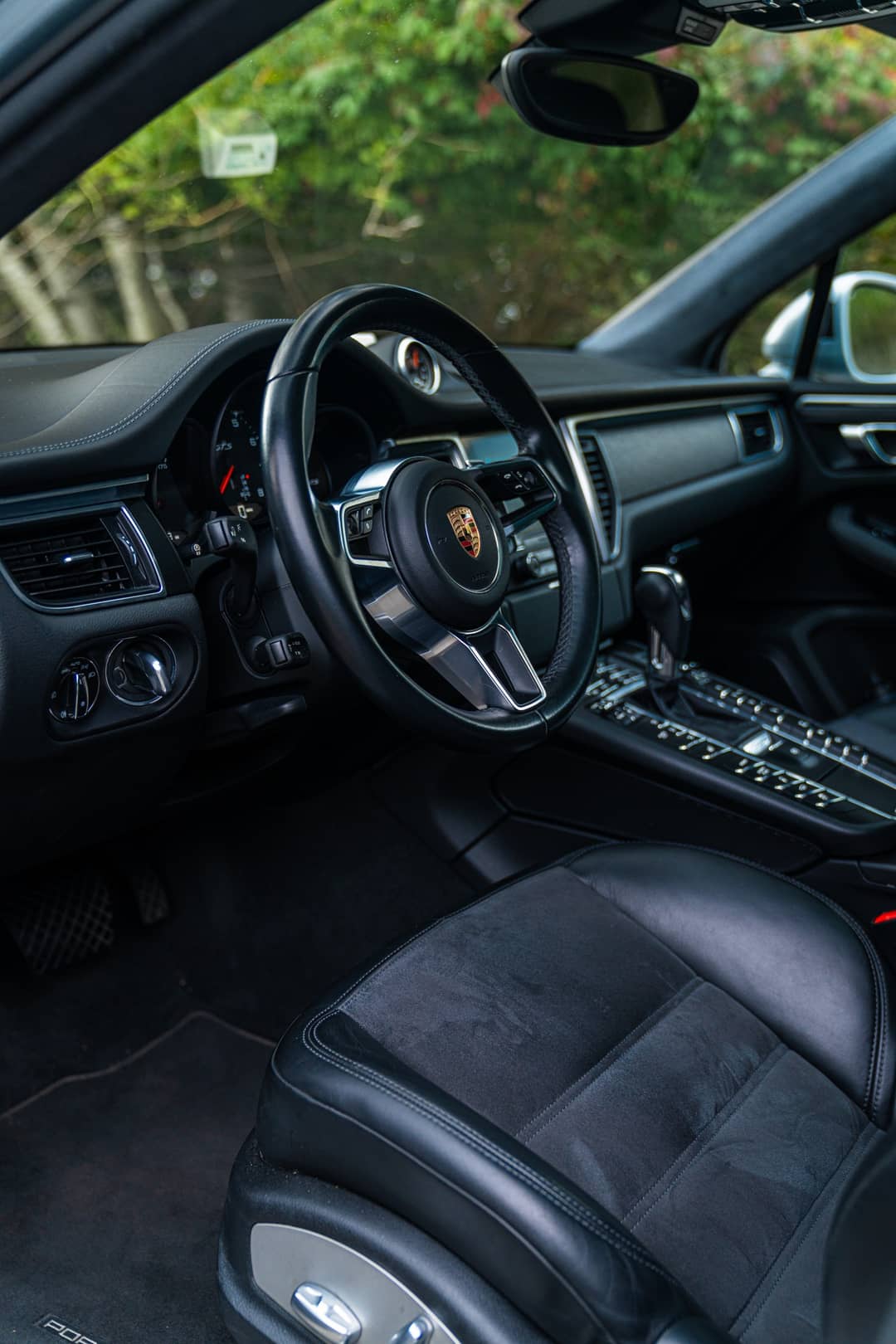 2017 Porsche Macan GTS — photo 8