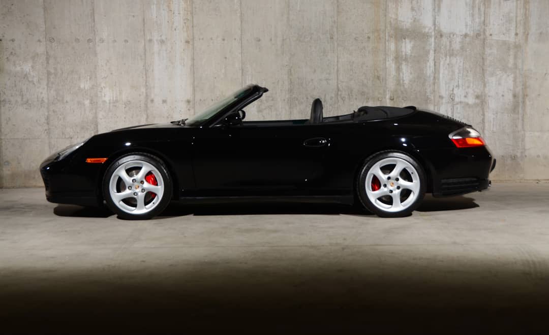 2004 Porsche 911 Carrera 4S — photo 22