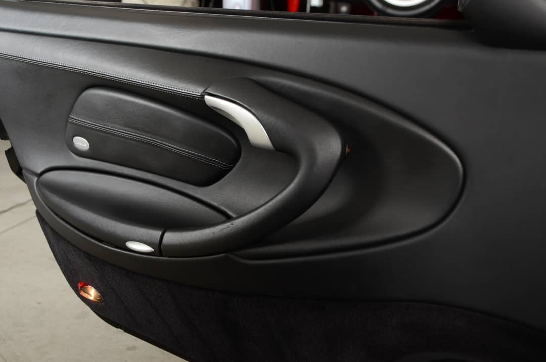 2004 Porsche 911 Carrera 4S — photo 24