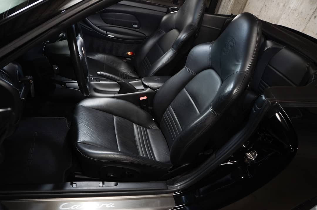 2004 Porsche 911 Carrera 4S — photo 27