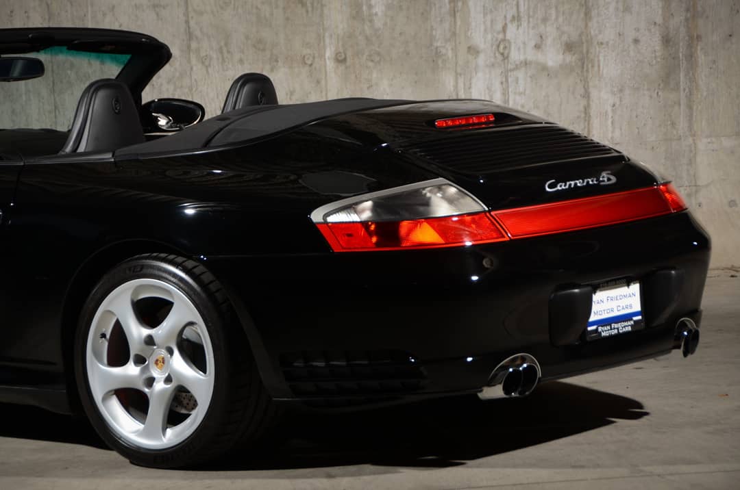 2004 Porsche 911 Carrera 4S — photo 10