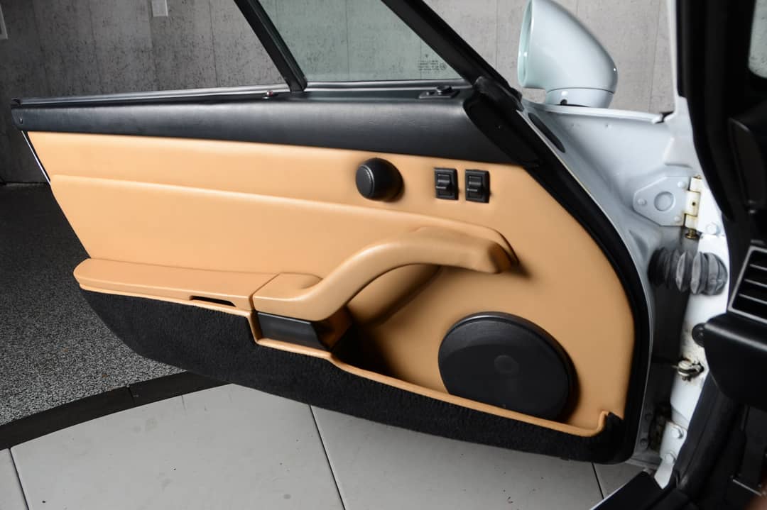 1997 Porsche 911 Carrera Targa — photo 23