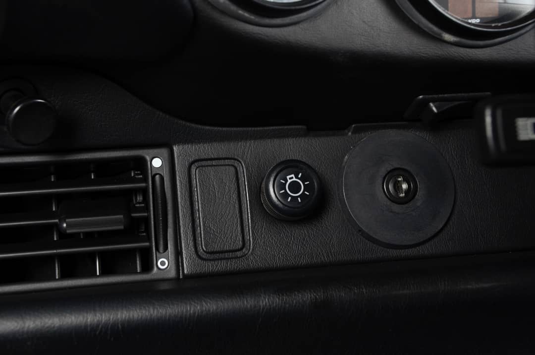 1992 Porsche 911 Carrera 4 Targa — photo 27