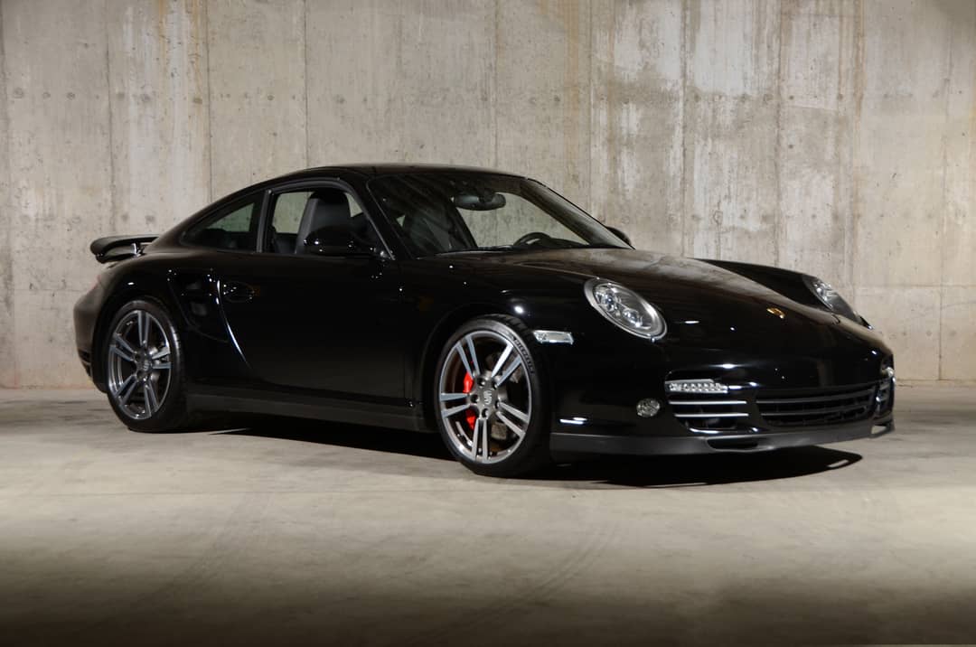 2011 Porsche 911 Turbo — photo 2