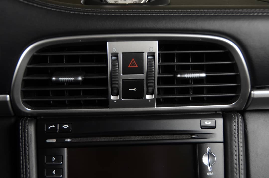 2011 Porsche 911 Turbo — photo 23