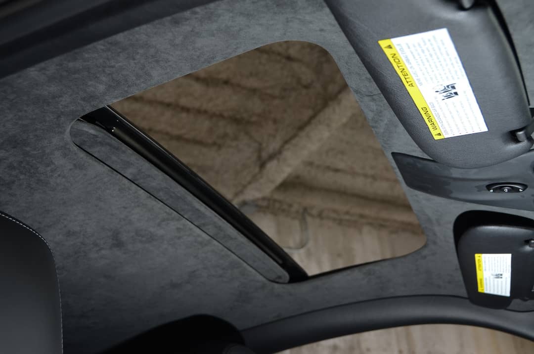 2011 Porsche 911 Turbo — photo 36