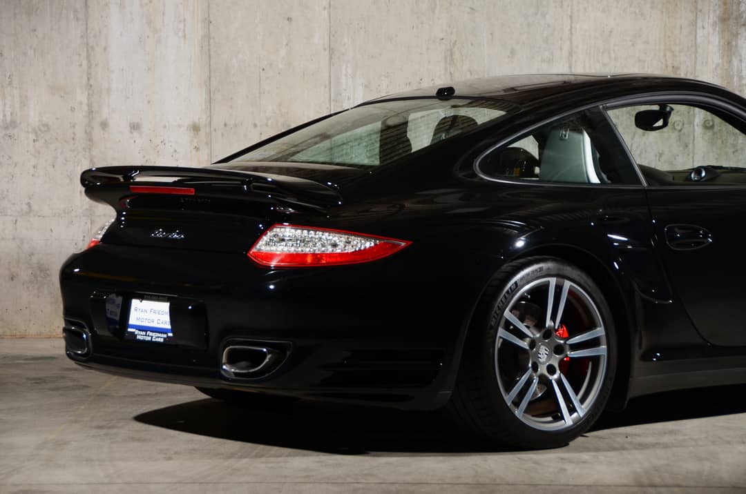 2011 Porsche 911 Turbo — photo 9